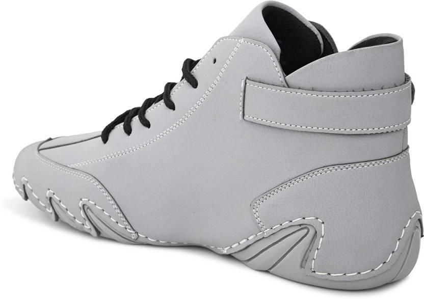 BOLLERO Men's Grey Casual Sneakers